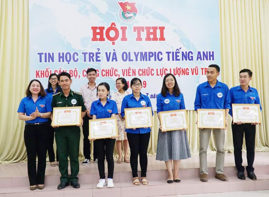 Hoi thi Tin hoc tre va Olympic Tieng Anh nam 2019