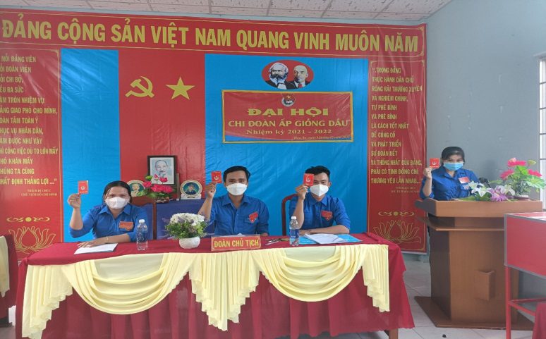 D:\Hồ sơ năm 2022\Tin, bài\Hinh anh Đại hoi chi doan, xã Hoa An\z3071126852818_a7560585e6770f4da8a4494709512683.jpg