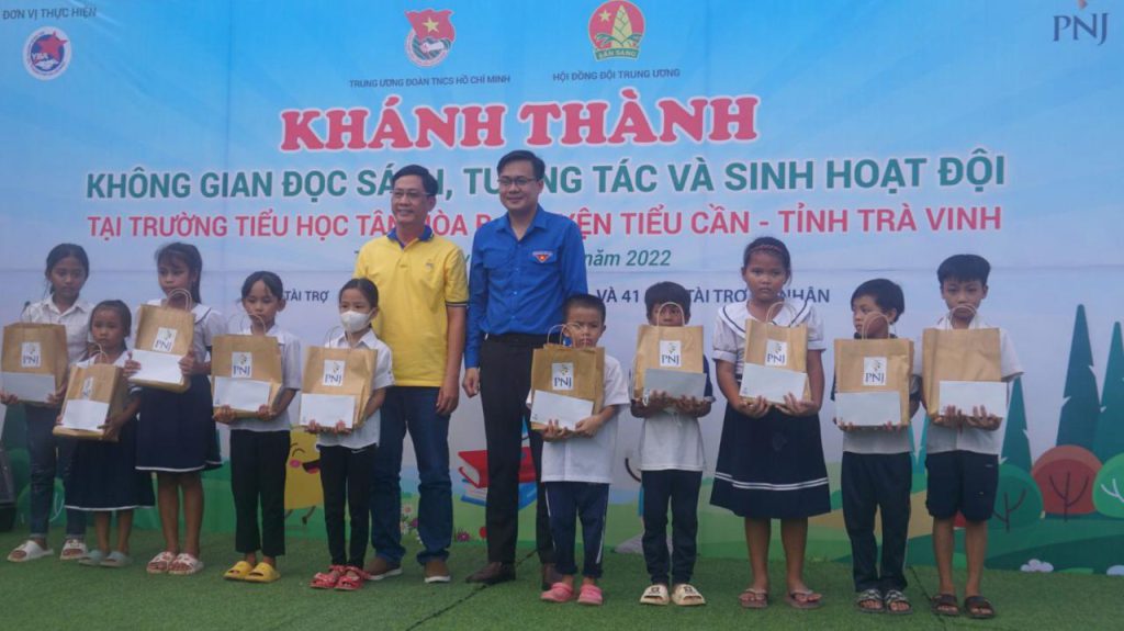 Khánh thành không gian đọc sách, tương tác và sinh hoạt Đội - ảnh 3