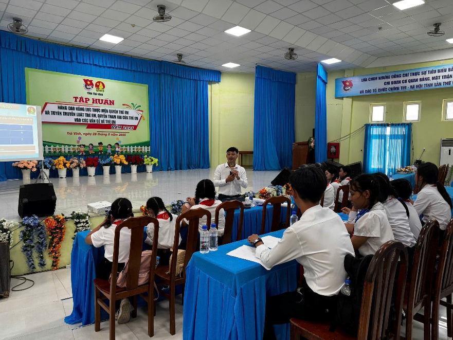 Tập huấn Nâng cao năng lực thực hiện quyền trẻ em và tuyên truyền Luật trẻ em cho cán bộ Chỉ huy Đội và thiếu nhi nòng cốt